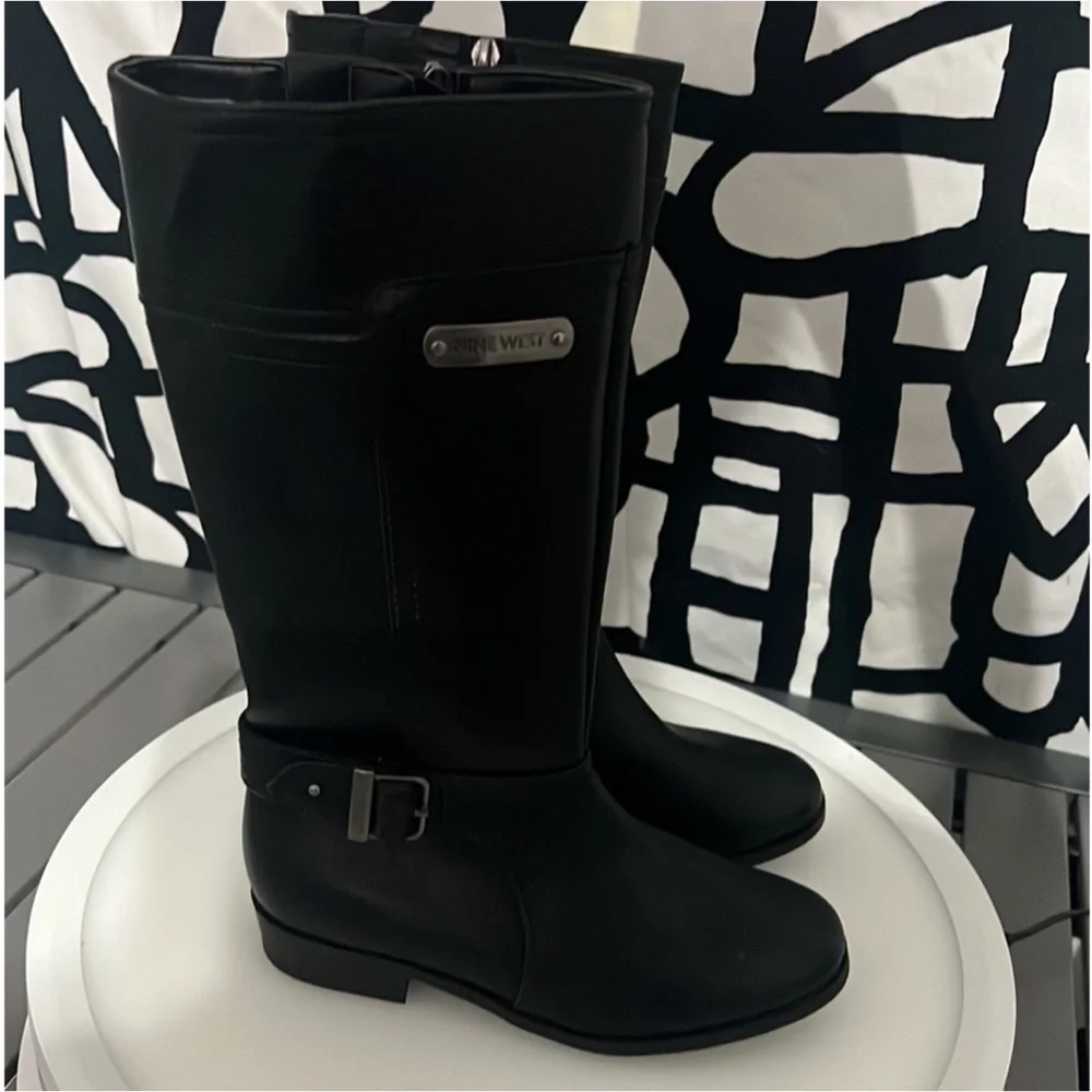 New authentic Nine West designer girls black riding boots sz 3 display